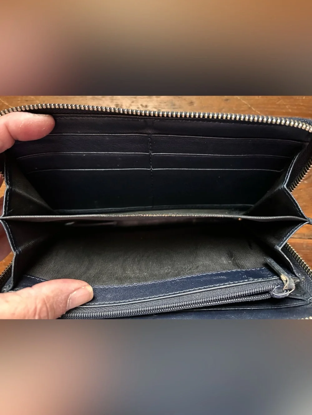 SALE ~ Gucci Navy Blue Zippered Wallet - 100% Authentic